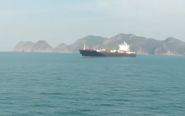 Iran Loses Strait of Hormuz Leverage as Gulf Countries Shift to Alternative Routes