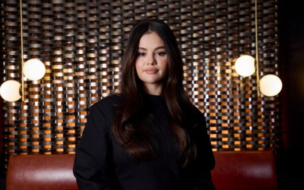 Selena Gomez Reaches One Billboard Chart For The First Time
